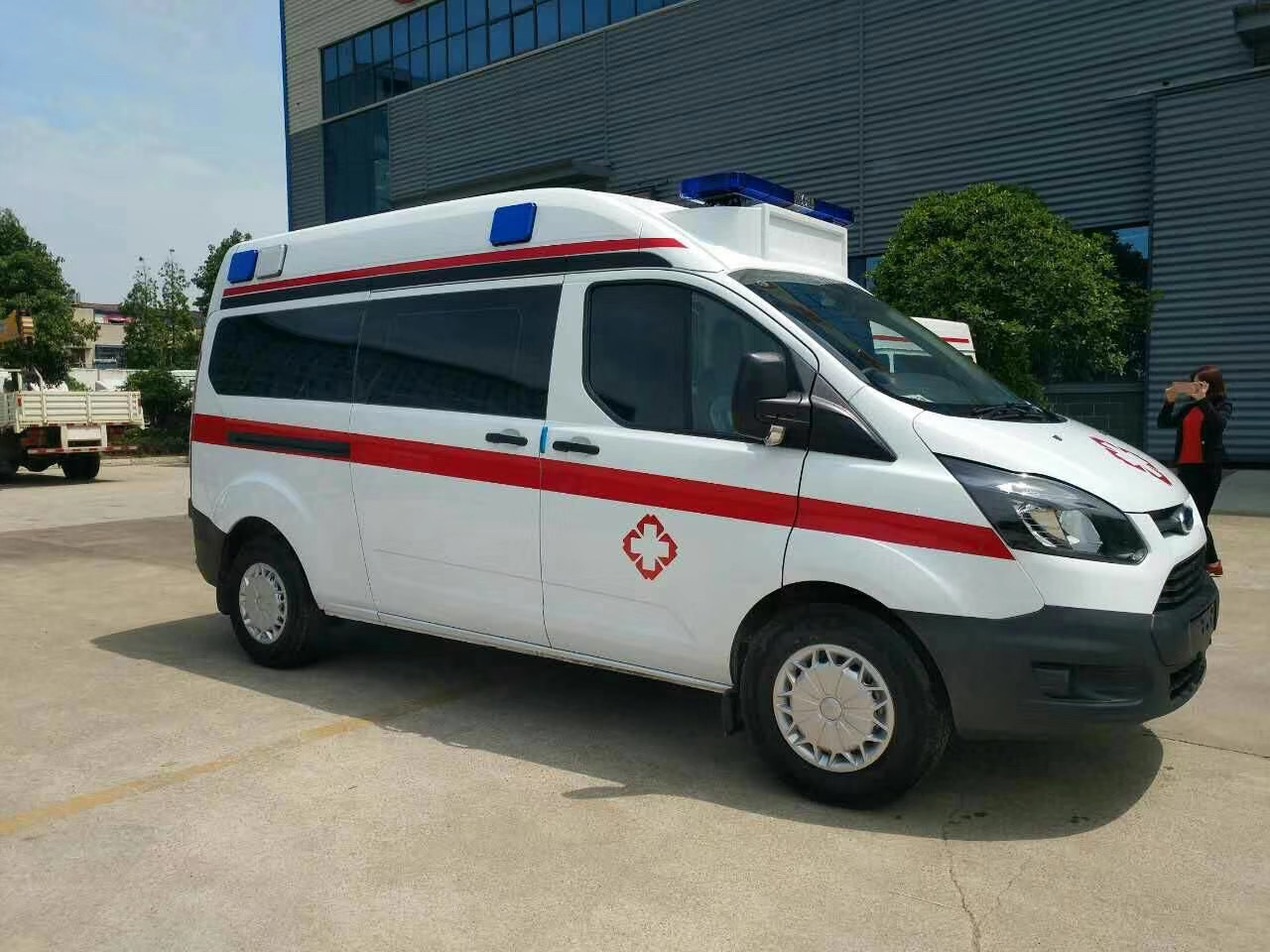 江达县出院转院救护车